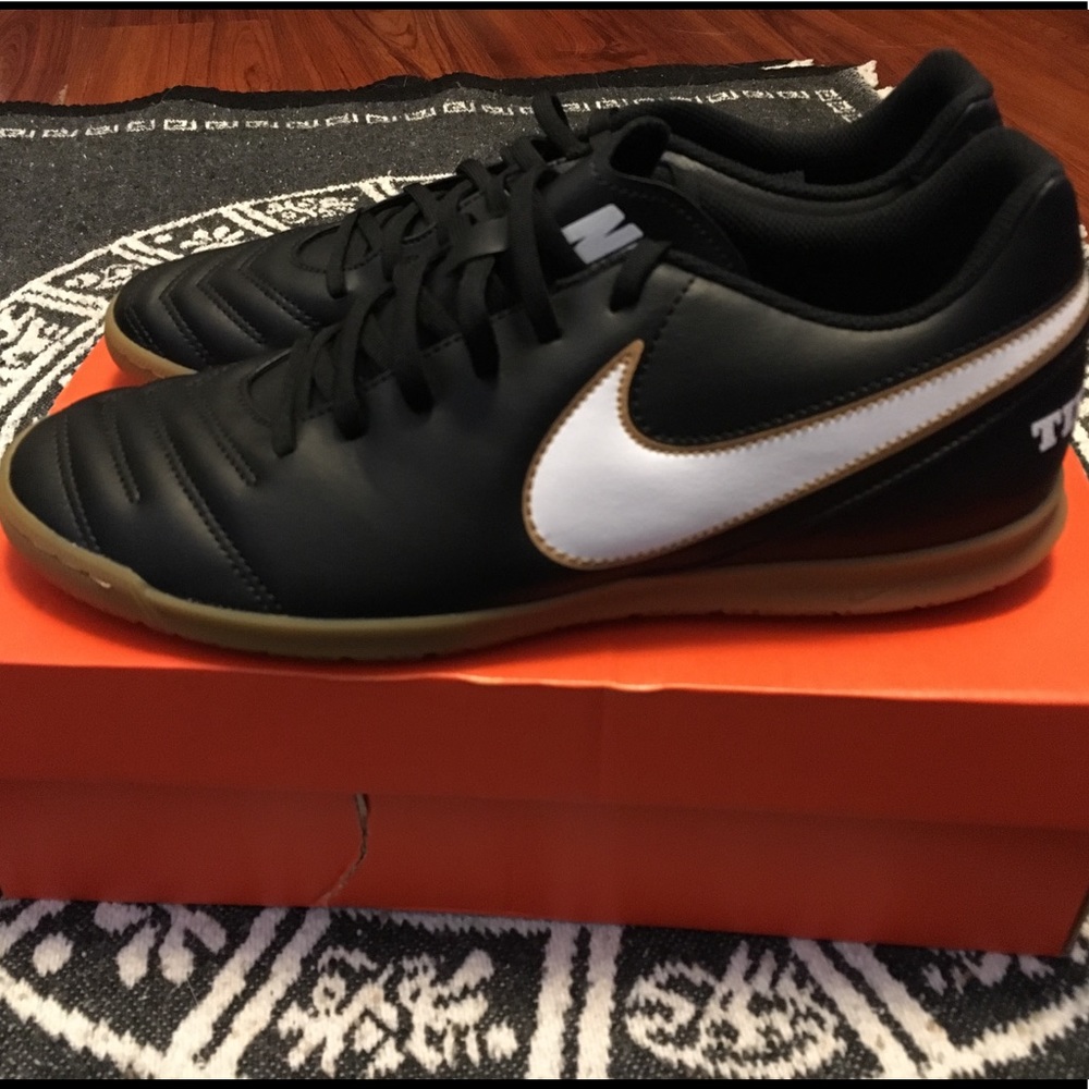 Nike Tiempo Indoor Shoes Sz. 10.5 Fits Sz. 10